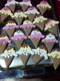 Masitas decoradas en forma de helado