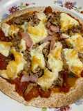Pizza con tortita de trigo integral en freidora de aire
