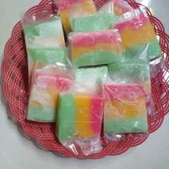 รูปของ Es gabus pelangi