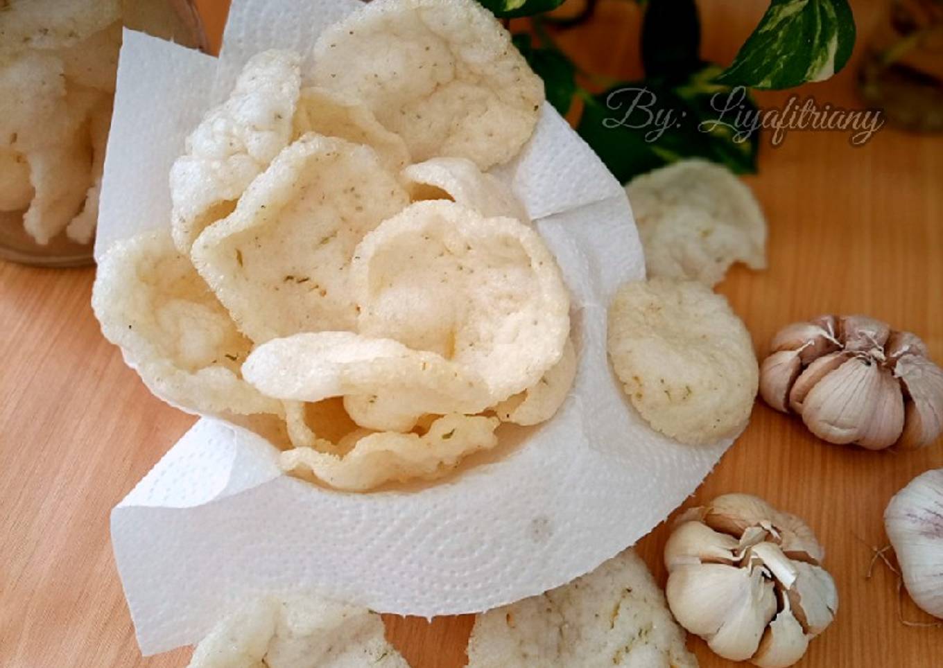 Kerupuk sisa nasi