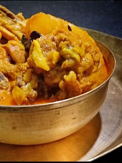 লাইট চিকেন কারি (light chicken curry recipe in Bengali) রেসিপির প্রধান ছবি