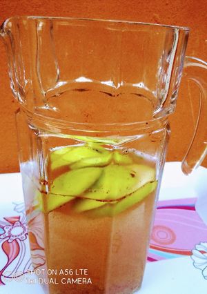 A picture of Cinnamon Apple Detox Water.