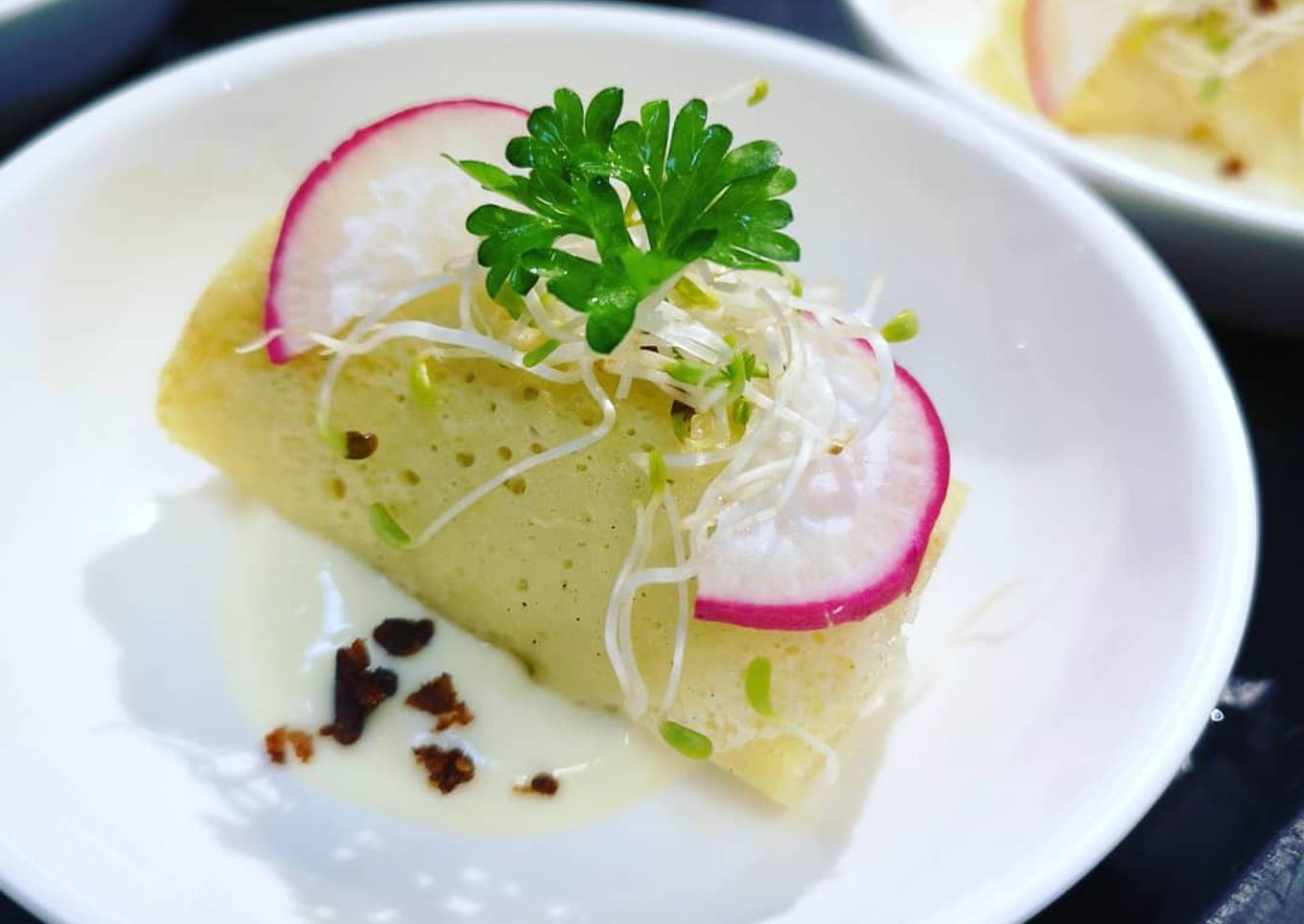 Appetizer de Creps relleno con pollo teriyaki