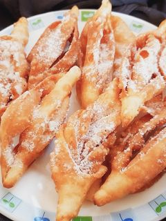 चंपाकळी (Champakali Recipe In Marathi) रेसिपी चे मुख्य फोटो