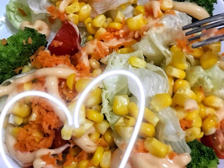 Langkah Gampang Membikin Resep  Salad sayur simple🥗 yang Bikin Ngiler, Enak