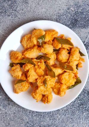 Foto resep 590.Ayam krispi daun kari