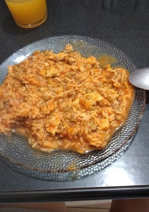 Una foto de Guiso de arroz con lenteja y pollo
