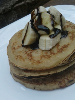Una foto de Hotcakes de avena y banana! 😊