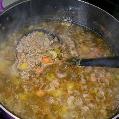 A picture of Hamburger Soup.