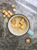Cream of Chicken Soup with Croutons