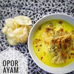 Opor Ayam রেসিপির প্রধান ছবি