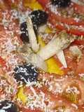 Tomate aceitunas y queso gamoneu
