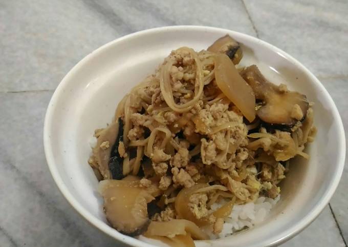 Cara Gampang Menyiapkan Halal Mushroom Oyakodon Anti Gagal