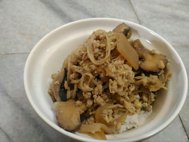 Cara Gampang Menyiapkan Halal Mushroom Oyakodon Anti Gagal