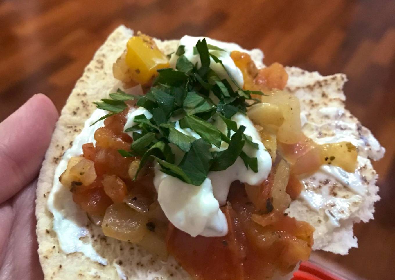 Panecillos de pan de pita con carne picada