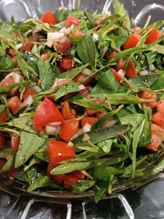 صورة لوصفة سلطة زعتر اخضر خطيرة 😋😋