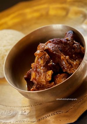 A picture of Mutton curry.
