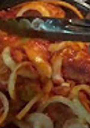Una foto de Pollo Frito en salsa de Chiles Guajillos (Deliciosa Receta Mexicana)