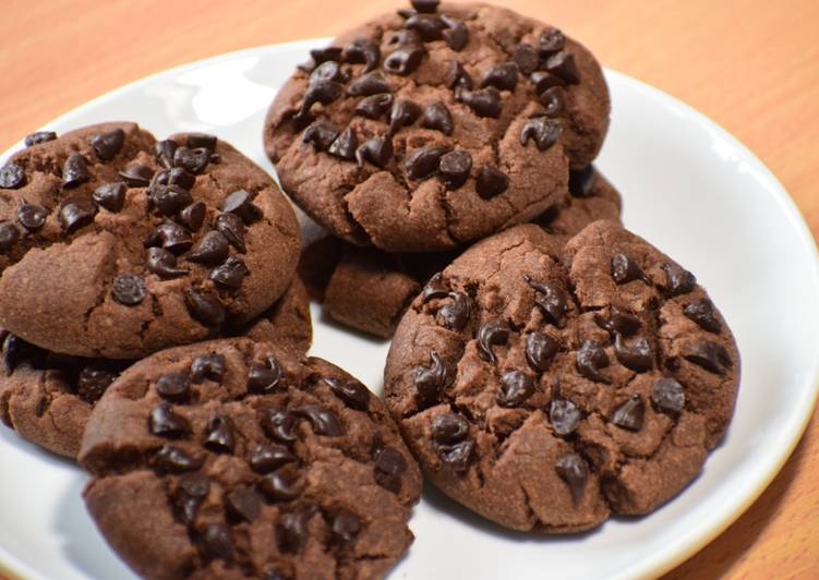 Chocolate Choco Chips Cookies