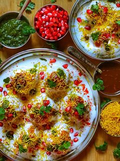 দই বড়া(Dahi bora recipe in bengali) রেসিপির প্রধান ছবি