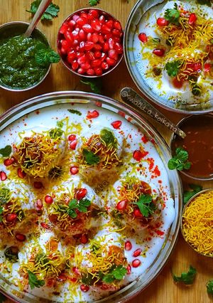 দই বড়া(Dahi bora recipe in bengali) রেসিপির প্রধান ছবি