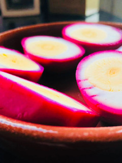 A picture of Vibrant Pickled Eggs.