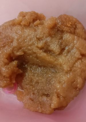 A picture of Sooji halwa.