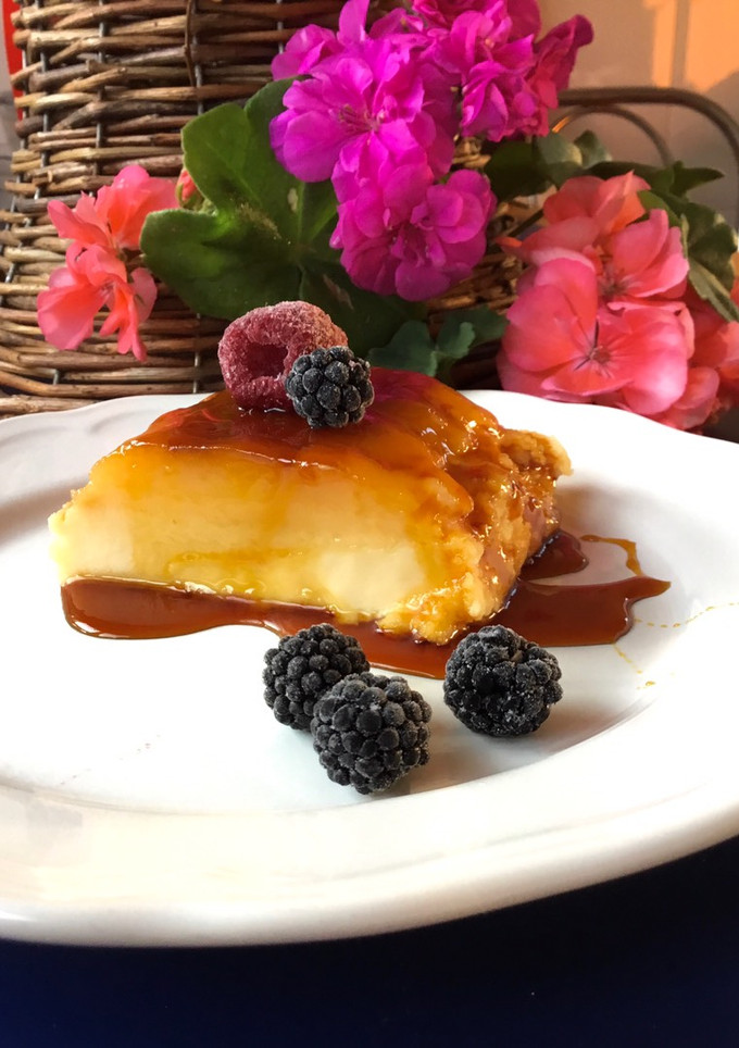 Una foto de Pastel de tocinillo de cielo y Mascarpone