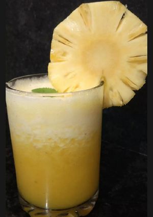 પાઈનેપલ જ્યૂસ (Pineapple Juice Recipe In Gujarati) રેસીપી મુખ્ય ફોટો