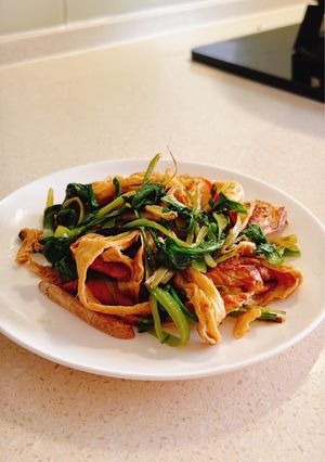 豆包炒青江菜 的食譜成品照片