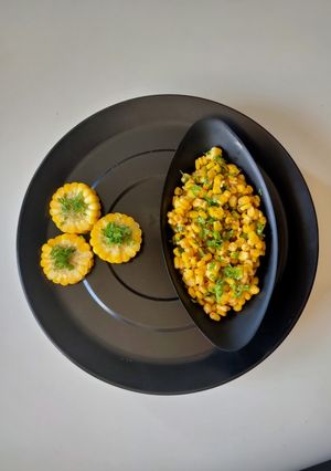 પેરી પેરી મસાલા કોર્ન(Peri peri Masala Corn Recipe in Gujarati) રેસીપી મુખ્ય ફોટો