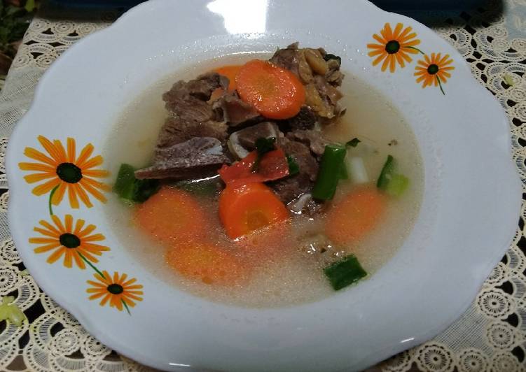 Sop tulangan sapi