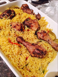 A picture of Arroz con pollo (rice with chicken).