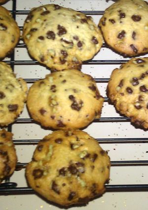 A picture of Andes mint cookies.