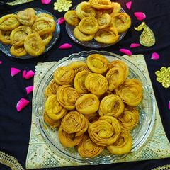 A picture of Khajja Puri, Verki Puri, layered Farsi Puri.