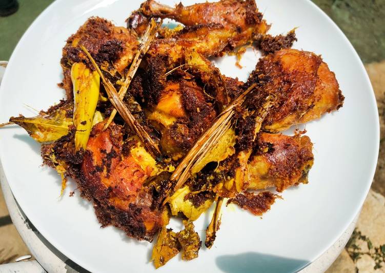 Resep Ayam Goreng Padang Bumbu Lengkuas, Bikin Ngiler