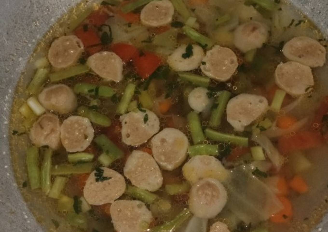 Sayur sop bakso