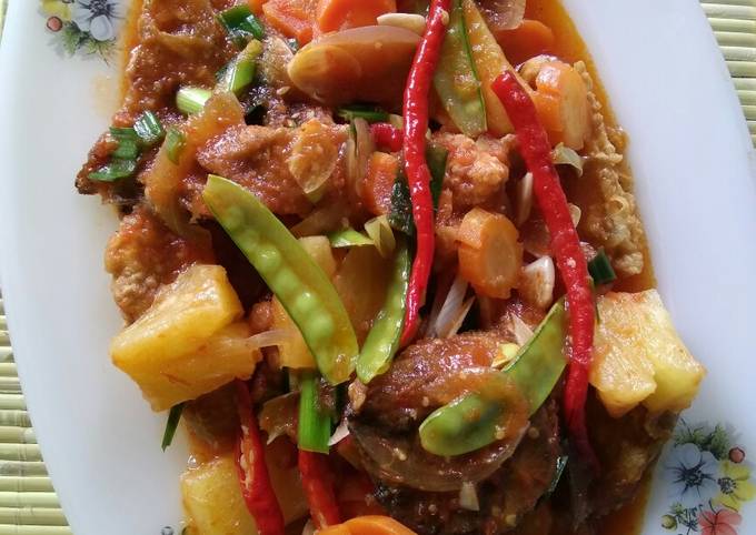 Ini dia! Resep buat Fillet Gurame Goreng Tepung Saos Asam Manis yang lezat