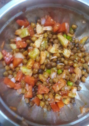 સલાડ(salad recipe in Gujarati) રેસીપી મુખ્ય ફોટો