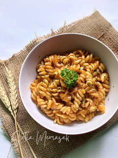 Foto resep Macaroni with Creamy Bolognese Sauce