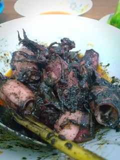 Foto resep Sotong masak hitam tinta / cumi masak hitam tinta
