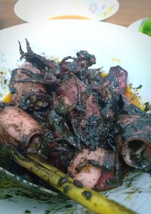 Foto resep Sotong masak hitam tinta / cumi masak hitam tinta