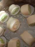 Mantou swirl pandan