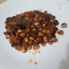A picture of Githeri(Boiled Corn & Beans).