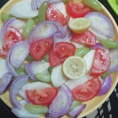 A picture of Green Salad.