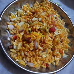 A picture of Bombay street bhel.