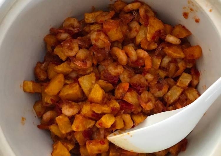 Bagaimana Membuat Balado Kentang Udang Spicy yang Lezat Sekali