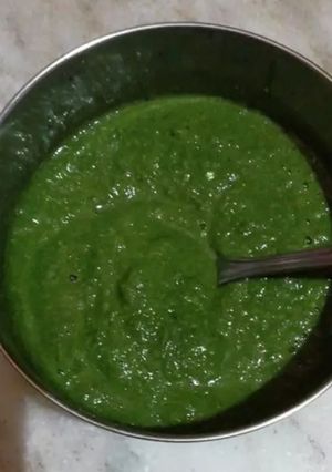 धनिया चटनी (Dhaniya chutney recipe in hindi) रेसिपी मुख्य फोटो