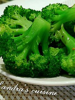 夏日爽口涼拌菜Part16~ 涼拌綠花椰菜 的食譜成品照片
