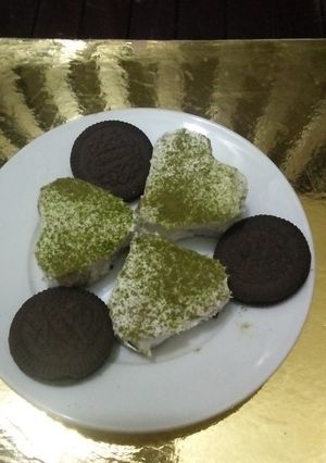Hình của món Làm bánh bông lan trái tim bằng nồi cơm điện.